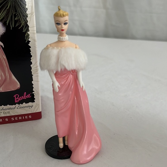 Barbie Hallmark Keepsake ornament Enchanted Evening - Picture 3 of 7
